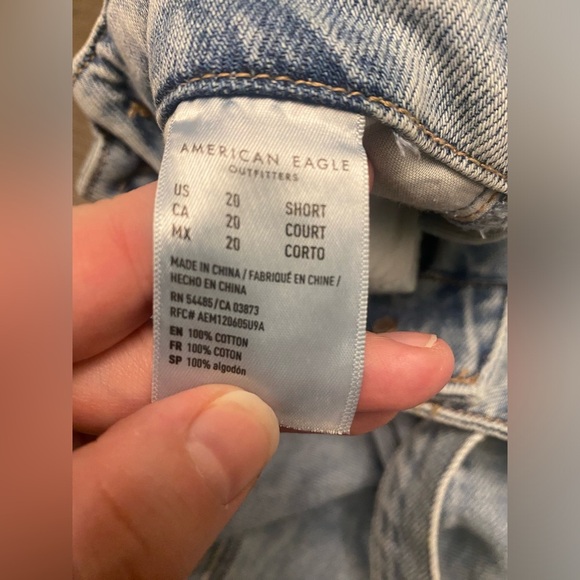 American Eagle highest rise mom jean - Picture 5 of 7